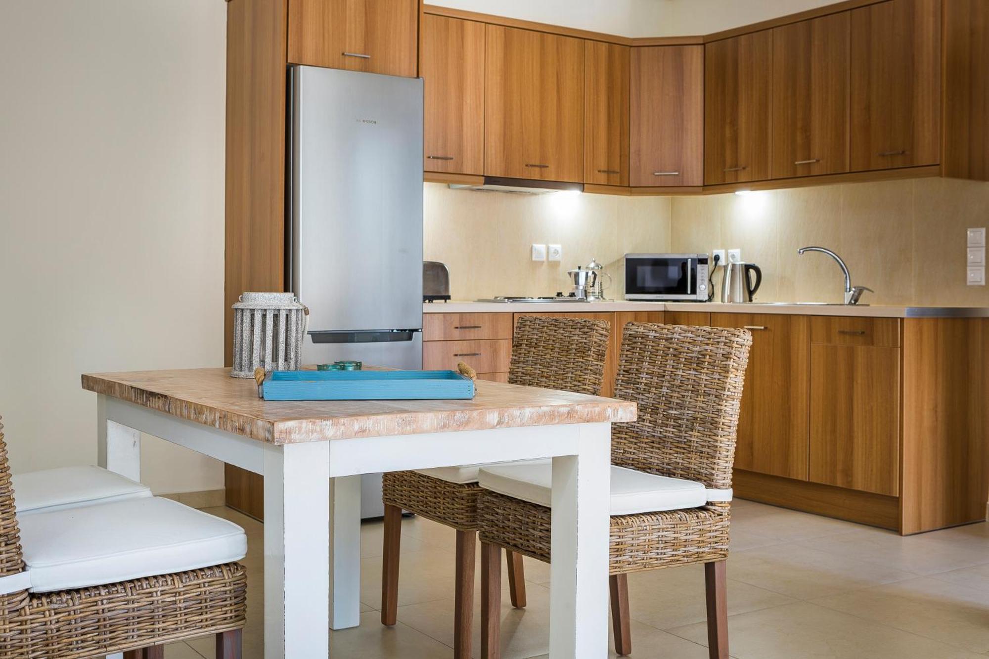 Apartment Lilly, Apartment With Communal Pool, 10 Meters From Sea Sami (Kefalonia) Exterior foto