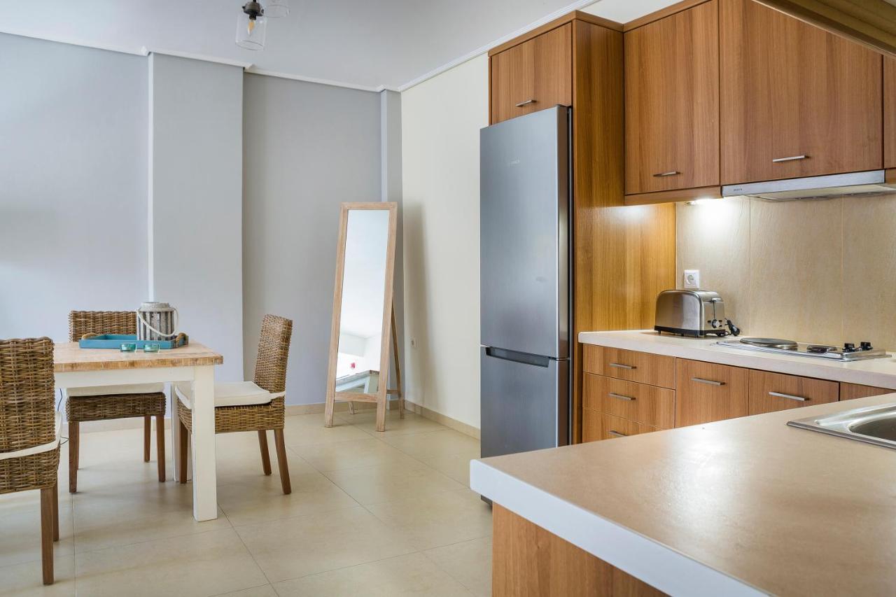 Apartment Lilly, Apartment With Communal Pool, 10 Meters From Sea Sami (Kefalonia) Exterior foto